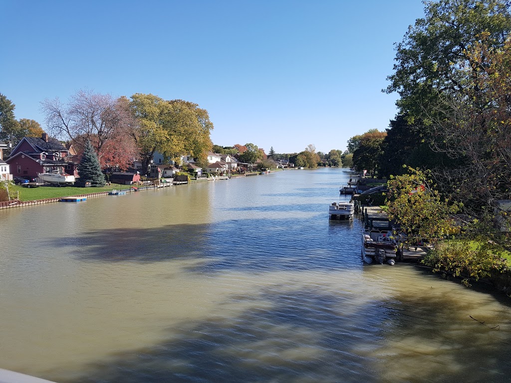 Wallaceburg Rotary Memorial Park | Wallaceburg, Chatham-Kent, ON N8A 2G9, Canada