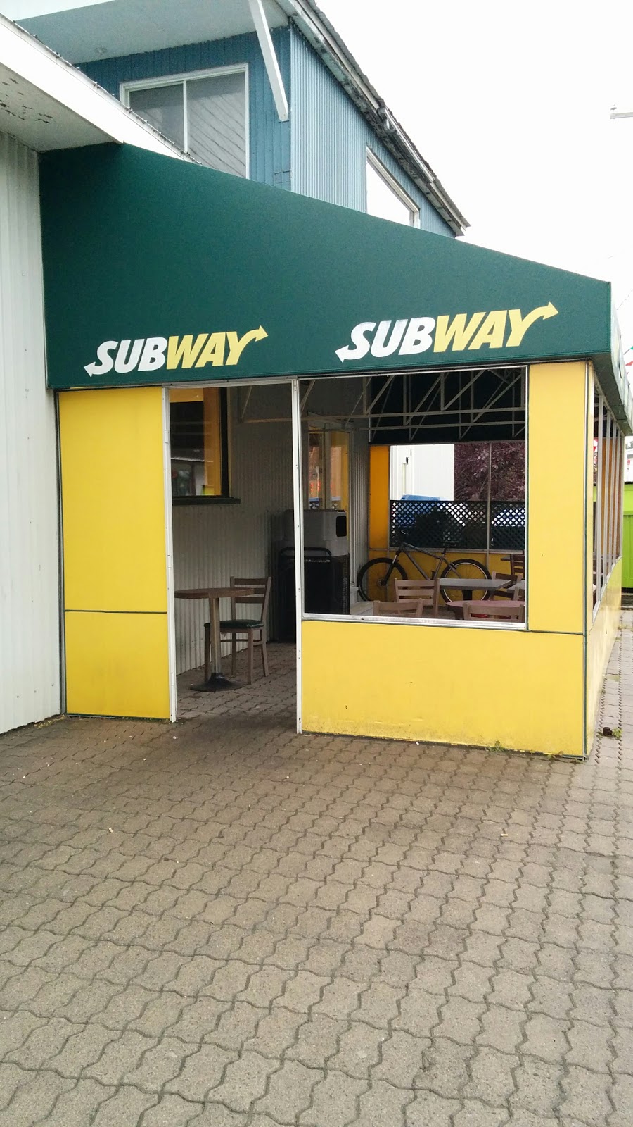 Restaurant SUBWAY | 271 Rue Sainte-Anne, Sainte-Anne-de-la-Pérade, QC G0X 2J0, Canada | Phone: (418) 325-3251