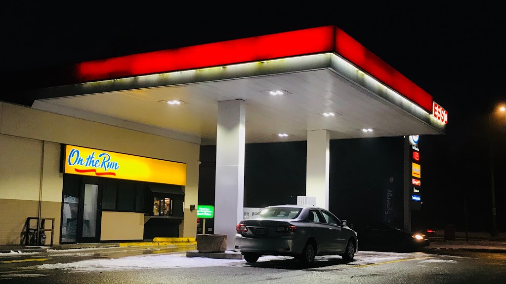 Esso | 2545 Baseline Rd, Ottawa, ON K2H 7B3, Canada | Phone: (613) 721-8194