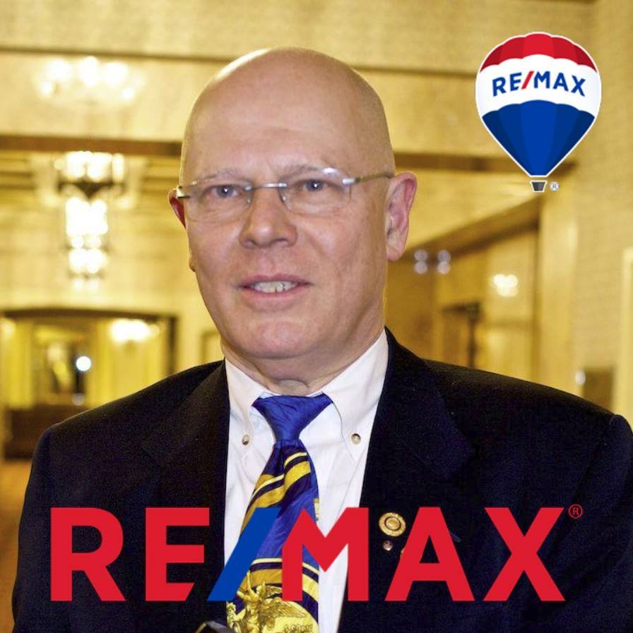 Brad Leslie Realtor at REMAX | REMAX, 3540 W 41st Ave #110, Vancouver, BC V6N 3E6, Canada | Phone: (604) 626-3961