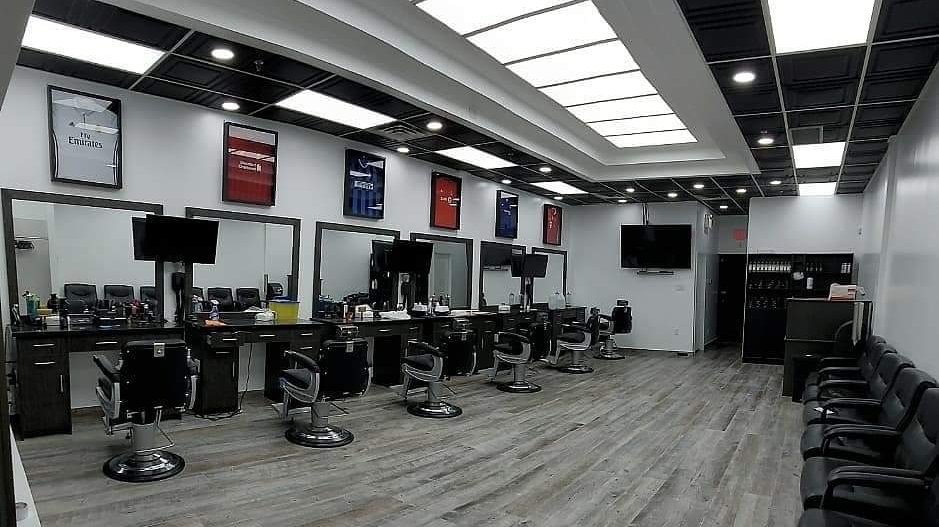 Walkers Barber Shop Mississauga | 4120 Dixie Rd #7, Mississauga, ON L4W 4V8, Canada | Phone: (905) 206-9100