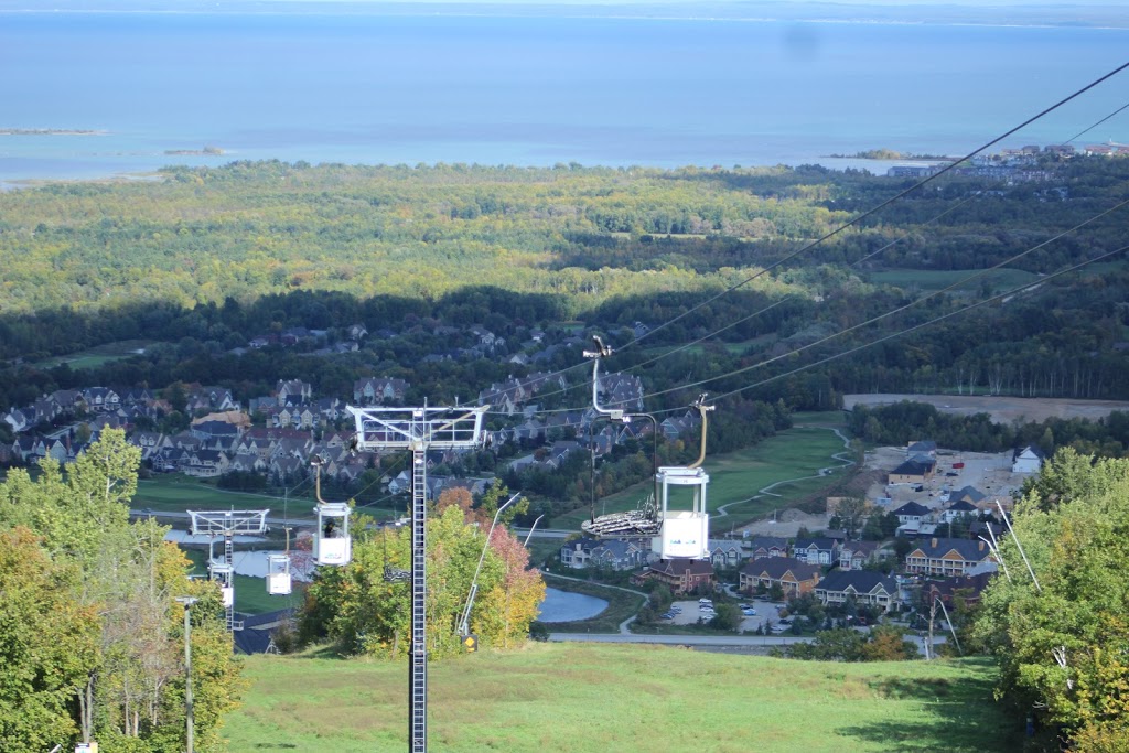 Blue Mountain Parking Lot - Central Lift | 221 Swiss Meadows Blvd #201, Ravenna, ON N0H 2E0, Canada