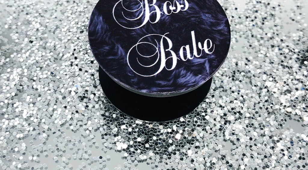 Lone Wolf Beauty | 7355 Bayview Ave, Thornhill, ON L3T 2T6, Canada | Phone: (647) 550-5743