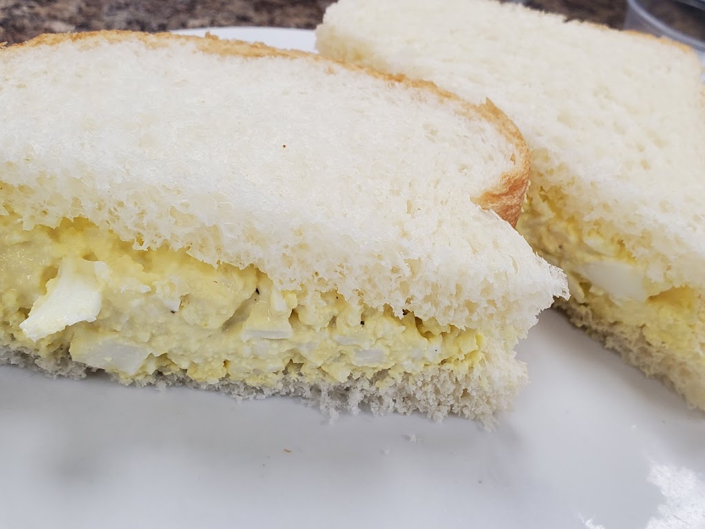 Maple House Bakery & Cafe | 76 Ellis Ave, OLeary, PE C0B 1V0, Canada | Phone: (902) 859-2774