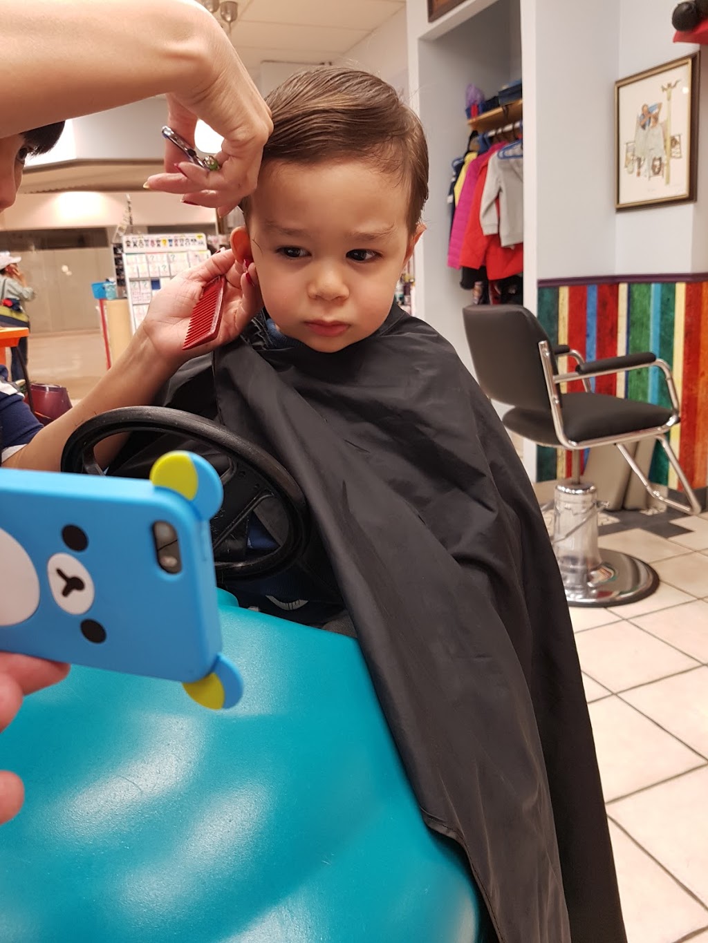 Minimod Coiffure | 2305 Chemin Rockland, Mont-Royal, QC H3P 3E9, Canada | Phone: (514) 341-2700