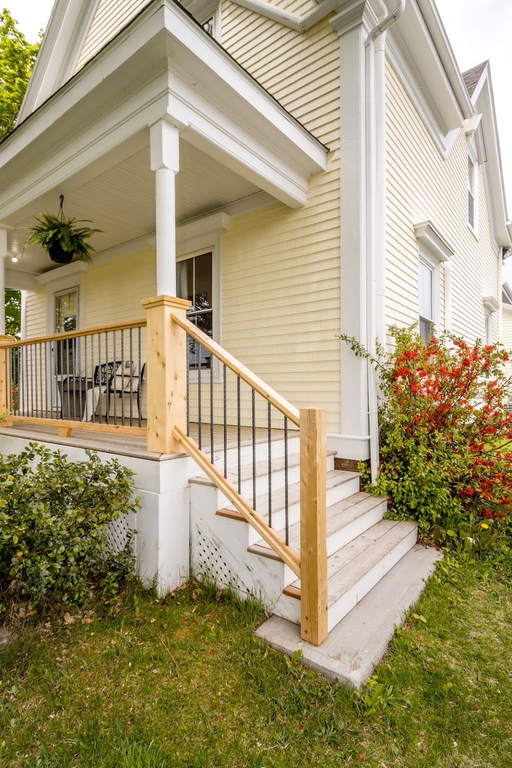The Stay at Planters Ridge Winery | 1441 Church St, Port Williams, NS B0P 1T0, Canada | Phone: (902) 542-2711