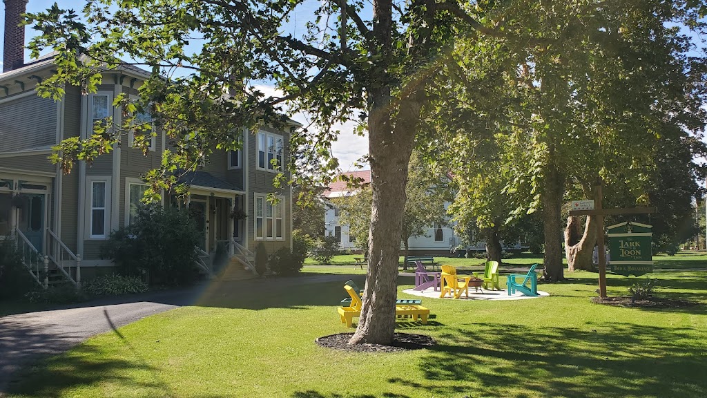 The Lark & Loon Inn | 643 St George St, Annapolis Royal, NS B0S 1A0, Canada | Phone: (902) 286-2068