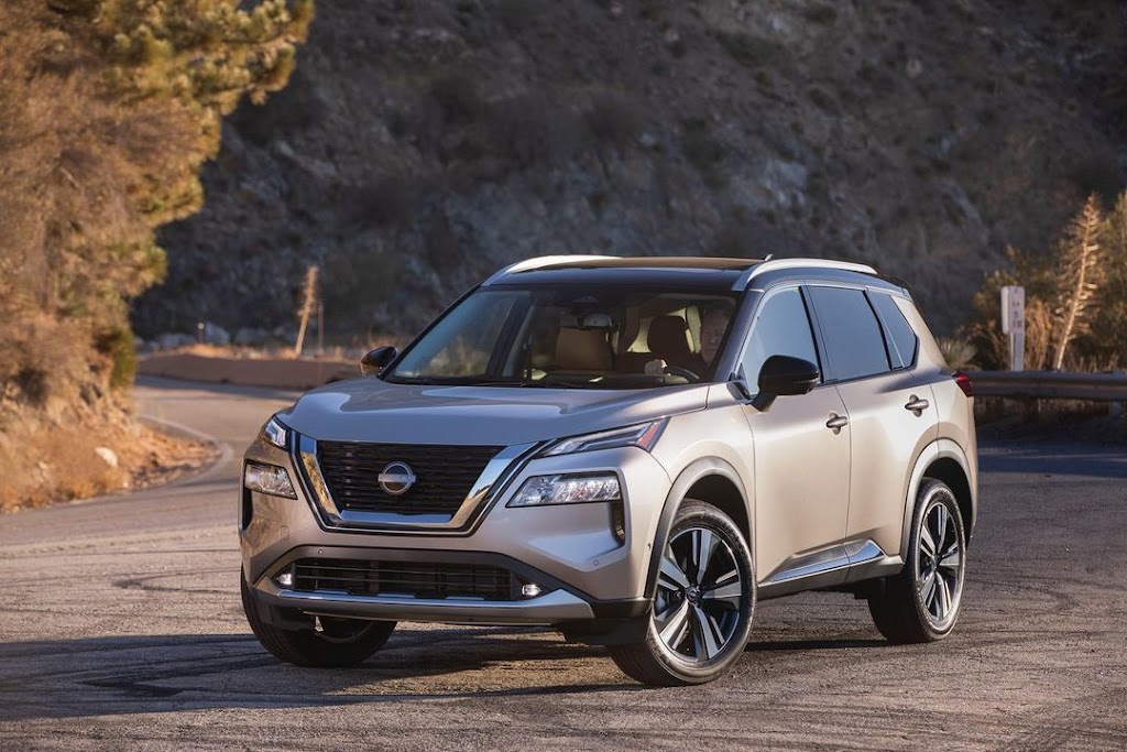Finch Nissan | 1111 Oxford St E, London, ON N5Y 3L7, Canada | Phone: (519) 451-4487