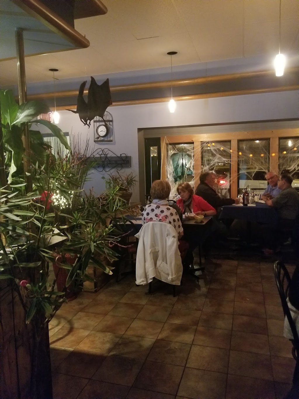 OPA ! | 1825 105e Ave, Shawinigan-Sud, QC G9P 1N2, Canada | Phone: (819) 536-3131