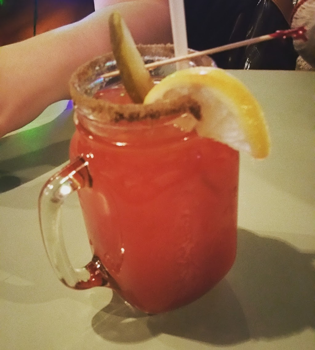 Ollees Bar & Eatery | 146 Fifth Av, St Thomas, ON N5R 4E7, Canada | Phone: (519) 633-8759
