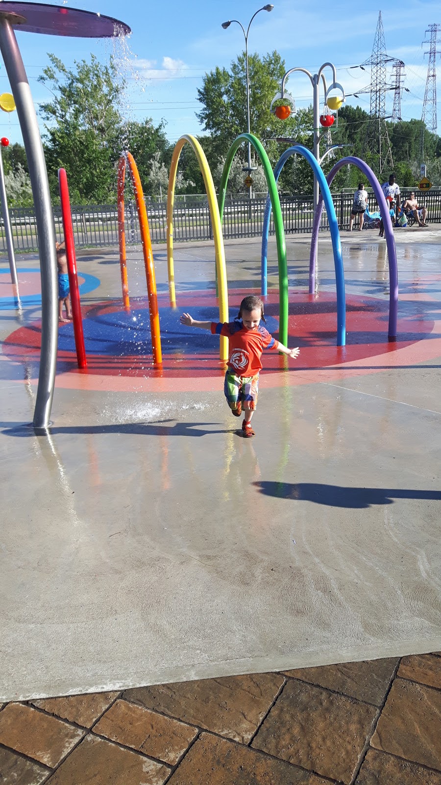 L’Aquaciel Park | 707 75e Avenue, LaSalle, QC H8R 3Y2, Canada