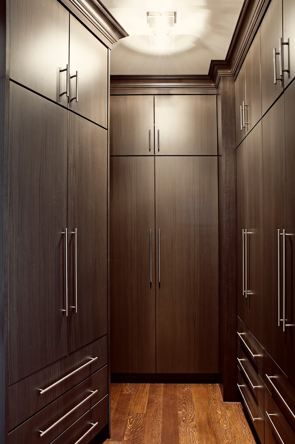 Flexwood Fine Cabinetry | 6045 Netherhart Rd, Mississauga, ON L5T 1G5, Canada | Phone: (905) 564-3148