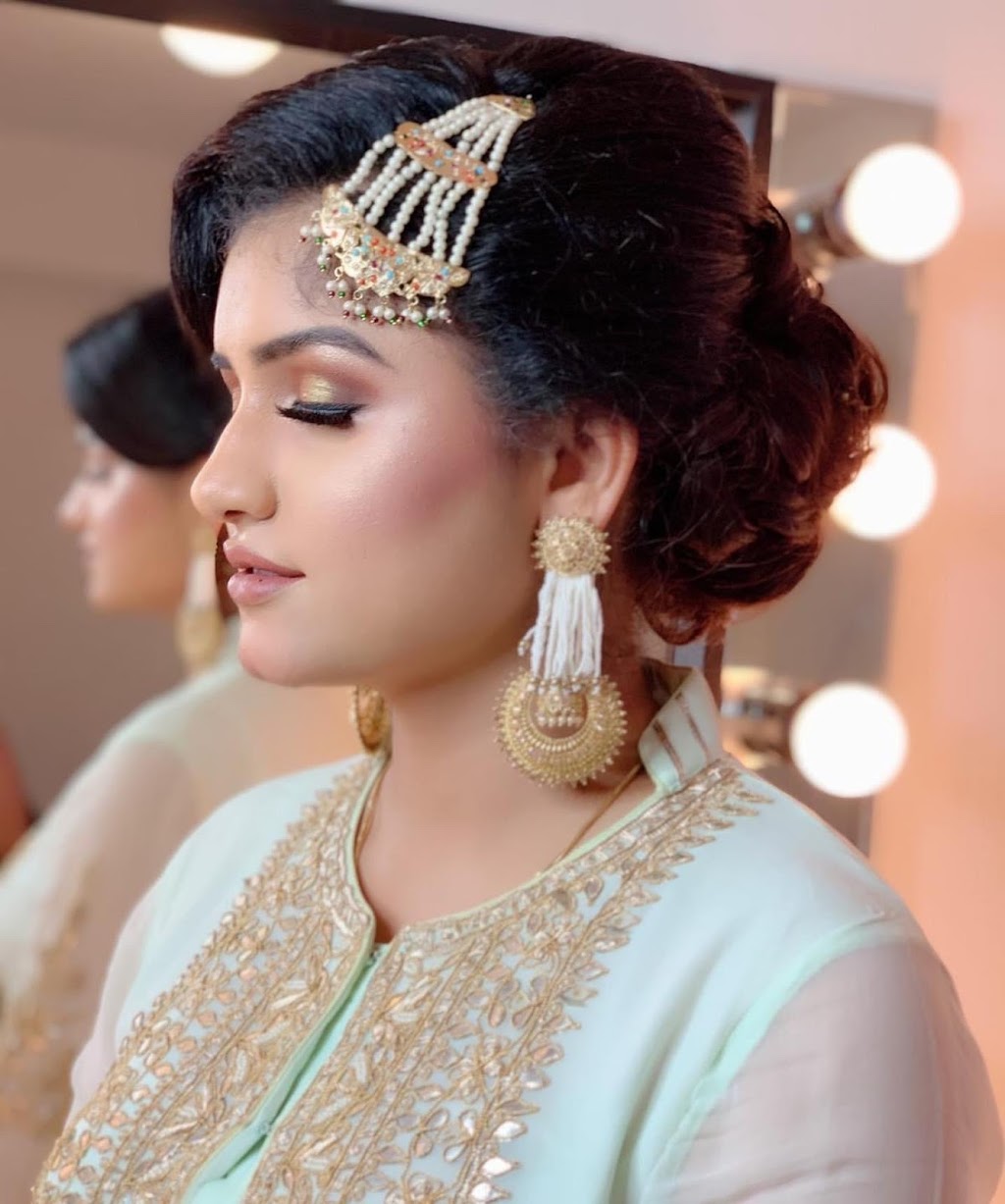 Makeup by Vineeta | 52 Miami Grove, Brampton, ON L6Z 0H6, Canada | Phone: (647) 570-5459