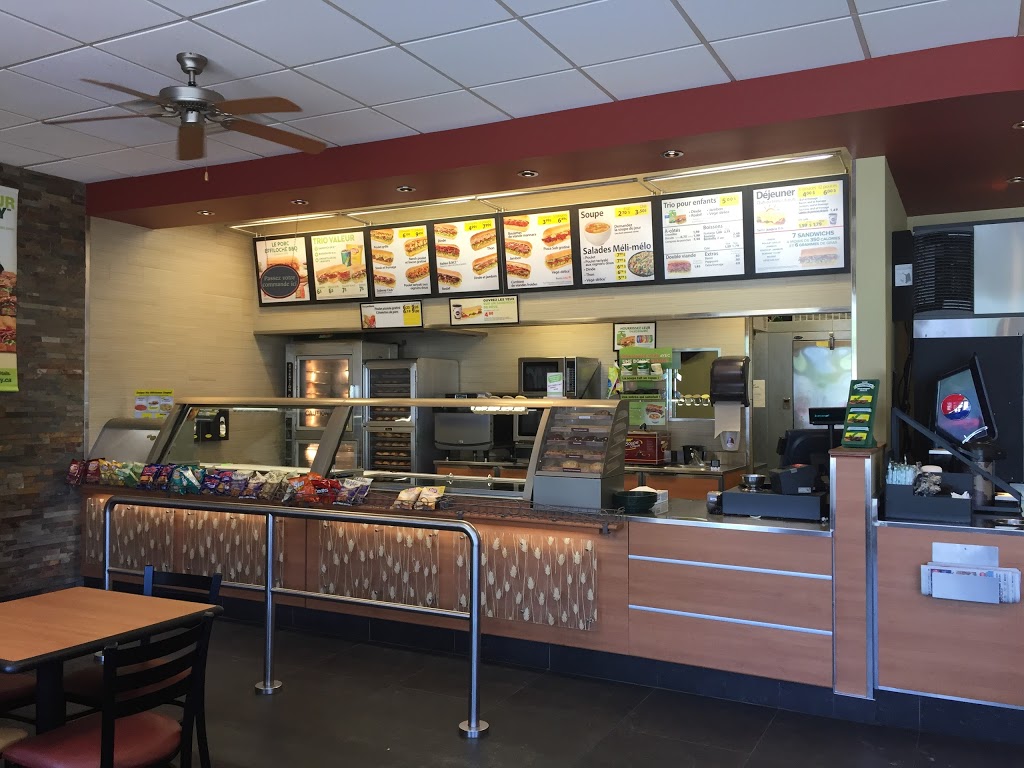 Restaurant SUBWAY | 5554 Boulevard Sainte-Anne, Boischatel, QC G0A 1H0, Canada | Phone: (418) 406-3886
