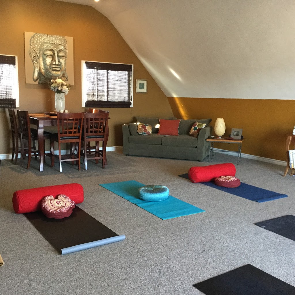 Y Knot Unwind Yoga | 3212 County Road 20, Cayuga, ON N0A 1E0, Canada | Phone: (289) 209-8438