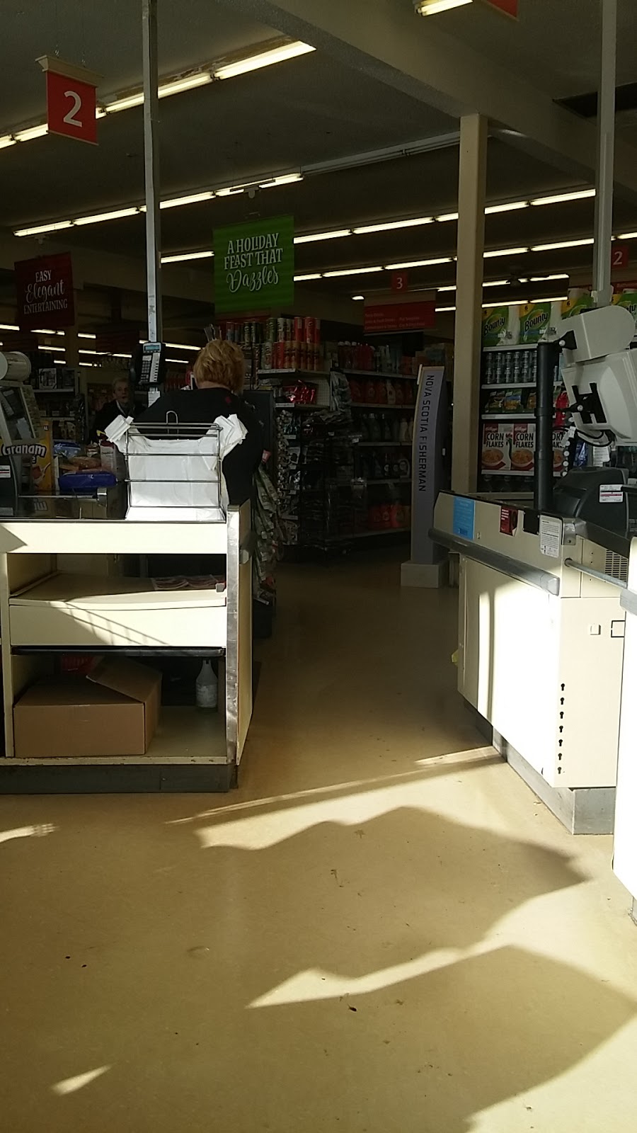 Foodland - Noelville | 10 Notre Dame St W, Noëlville, ON P0M 2N0, Canada | Phone: (705) 898-2226
