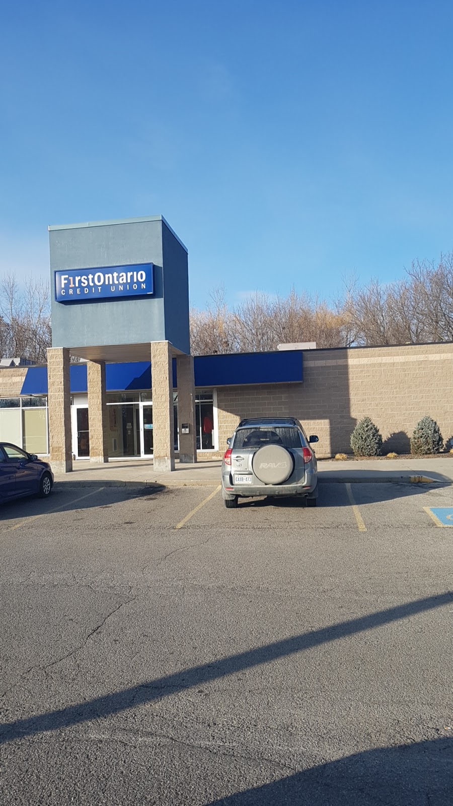 Dominos Pizza | 107 Queensway East, Simcoe, ON N3Y 4M5, Canada | Phone: (519) 428-4100