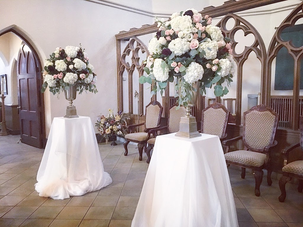 The Flower House | 3525 Portage Rd, Niagara Falls, ON L2J 2K5, Canada | Phone: (905) 354-1999