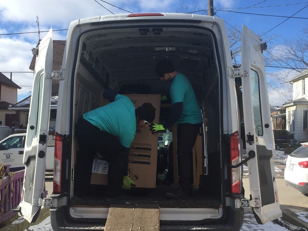 Journey Transports | 5086 Hutton Ave, Niagara Falls, ON L2E 3X4, Canada | Phone: (905) 608-2689