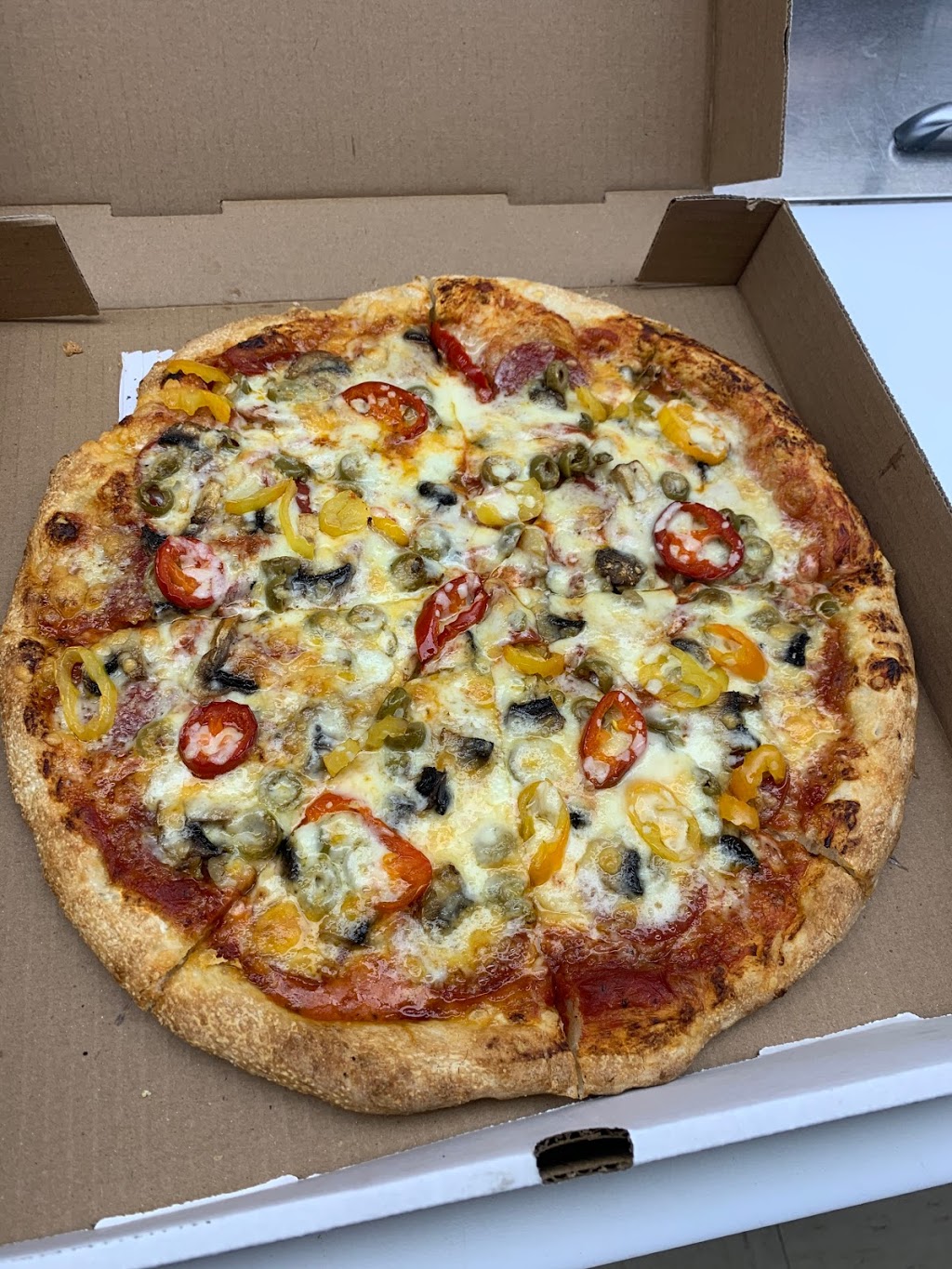 WHISTLE STOP PIZZA | 9550 Baldwin St N, Ashburn, ON L0B 1A0, Canada | Phone: (905) 655-5655