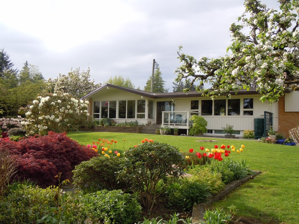 Fraser Riverview Holiday Apartment | 21496 River Rd, Maple Ridge, BC V2X 2B6, Canada | Phone: (604) 467-2783