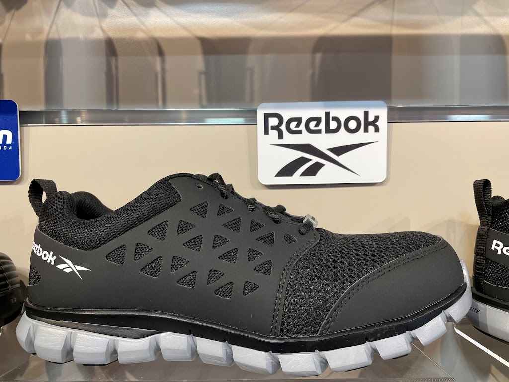 Mister Safety Shoes | 210 Glendale Ave Unit A5, St. Catharines, ON L2T 3Y6, Canada | Phone: (289) 438-8320