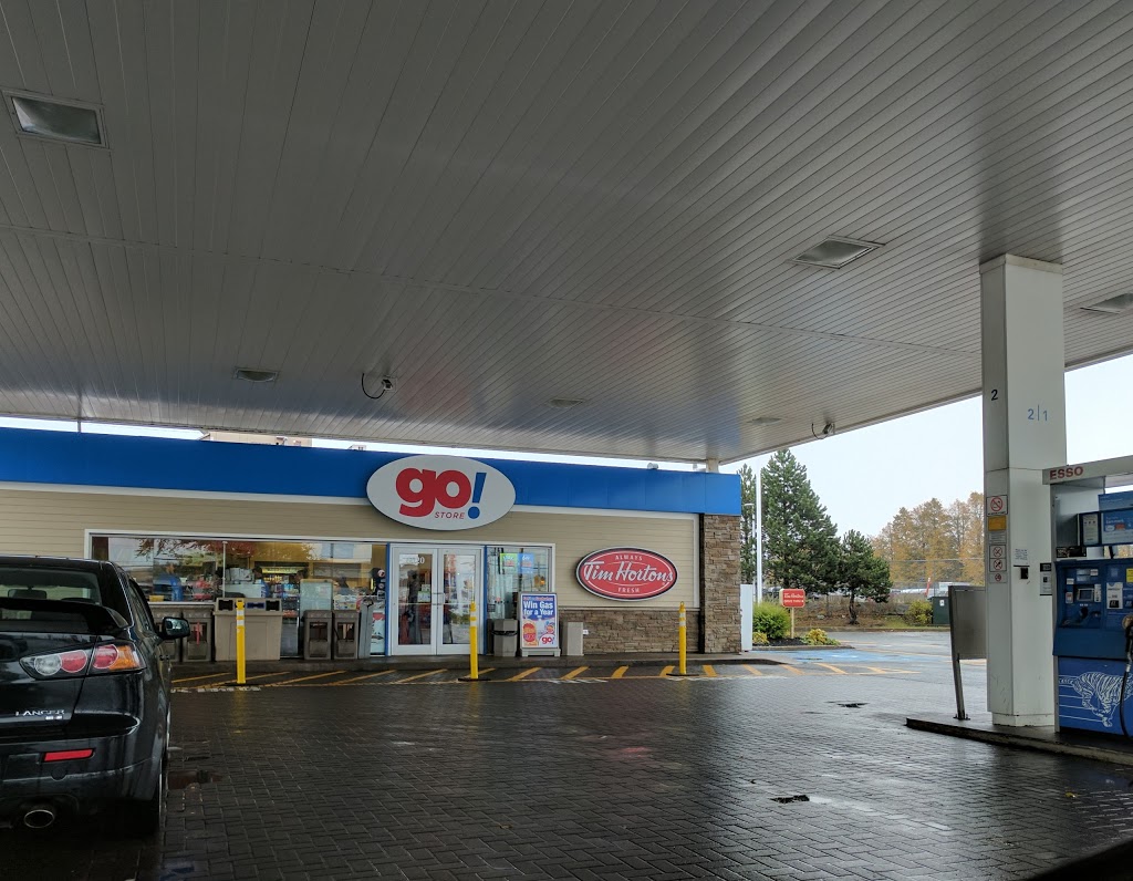 Esso | 6020 Young St, Halifax, NS B3K 2A2, Canada | Phone: (902) 453-0088