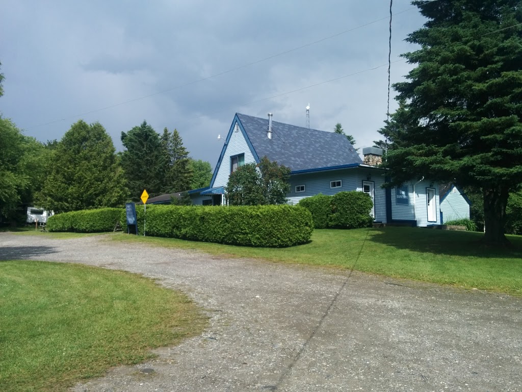 Camping Lac Frontiere | 150 Rte 143, Stanstead, QC J0B 3E0, Canada | Phone: (819) 876-5505