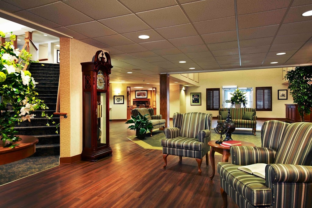 Revera Portsmouth | 125 Portsmouth Blvd, Winnipeg, MB R3P 2M3, Canada | Phone: (204) 284-5432