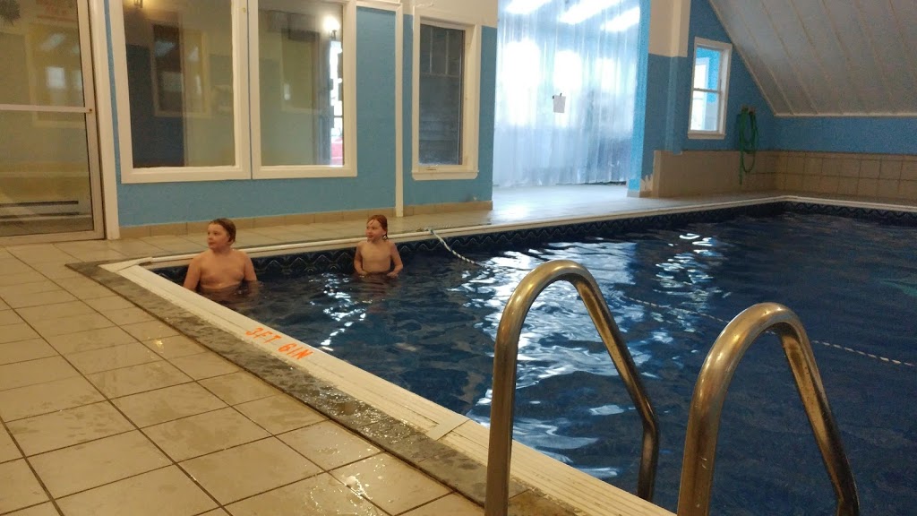 Bridgewater Hotel | 35 High St, Bridgewater, NS B4V 1V8, Canada | Phone: (902) 543-8171