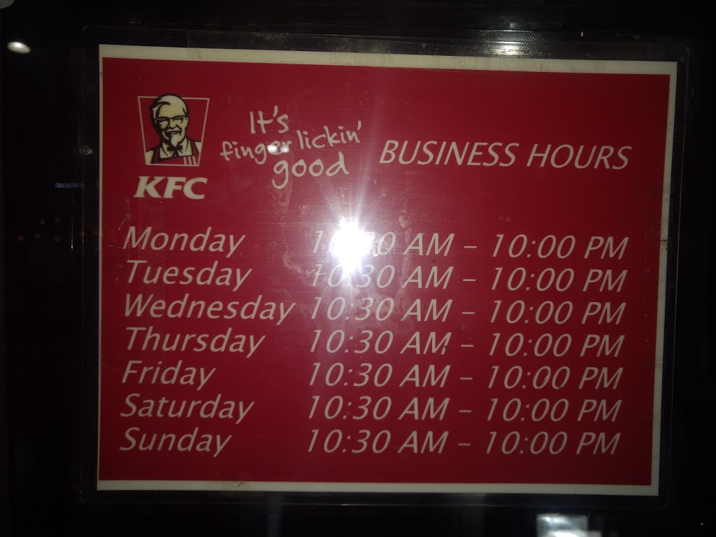 Taco Bell | 15630 87 Ave NW, Edmonton, AB T5R 4G6, Canada | Phone: (780) 448-3850