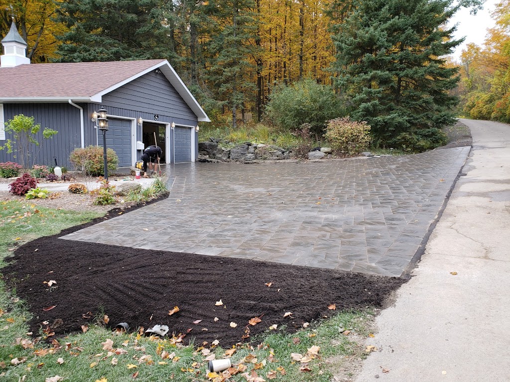Denson Landscaping Limited | 16671 Mississauga Rd, Terra Cotta, ON L7K 1M8, Canada | Phone: (519) 927-5045