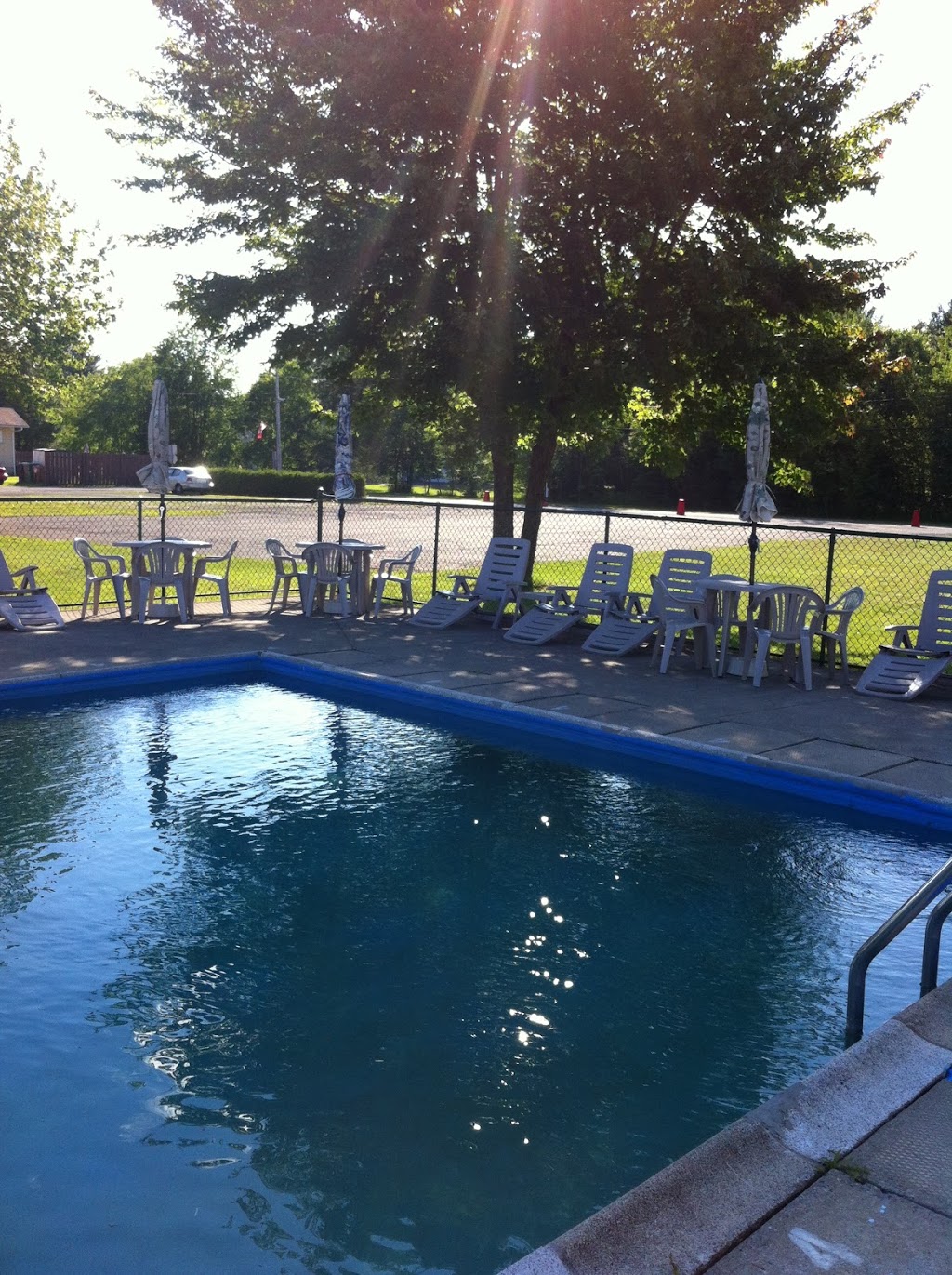 Camping La Détente Inc | 1580 Rue Fontainebleau, Drummondville, QC J2B 8T7, Canada | Phone: (819) 478-0651