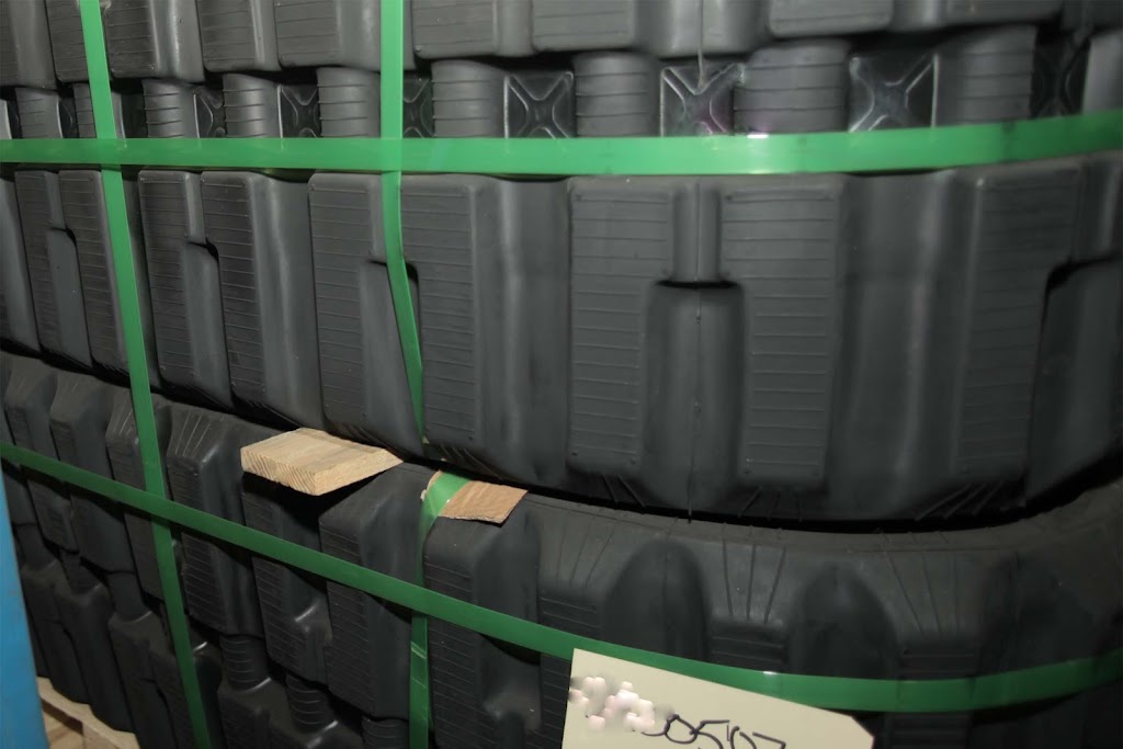 used-tracks | 1640 Rue Soucy, Saint-Hubert, QC J4T 1A3, Canada | Phone: (514) 993-3353