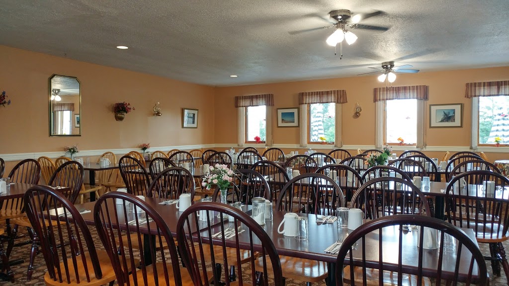 Fundy Rocks Motel | 3471 NB-114, Edgetts Landing, NB E4H 2G5, Canada | Phone: (877) 734-1904