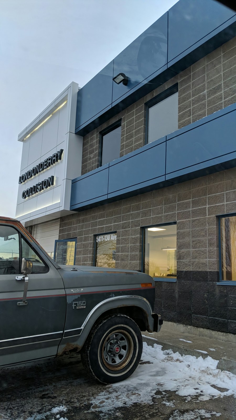 Londonderry Collision | 5411 130 Ave NW, Edmonton, AB T5A 5H8, Canada | Phone: (780) 456-4345