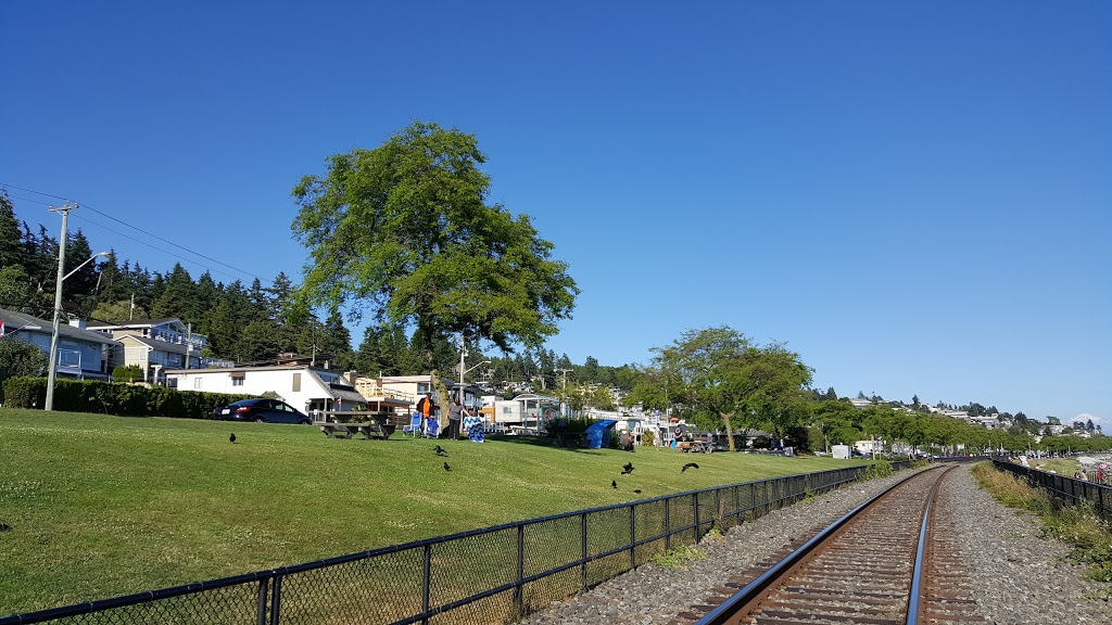 Coldicutt Park | 14064 Marine Dr, White Rock, BC V4B 1A6, Canada | Phone: (604) 541-2181