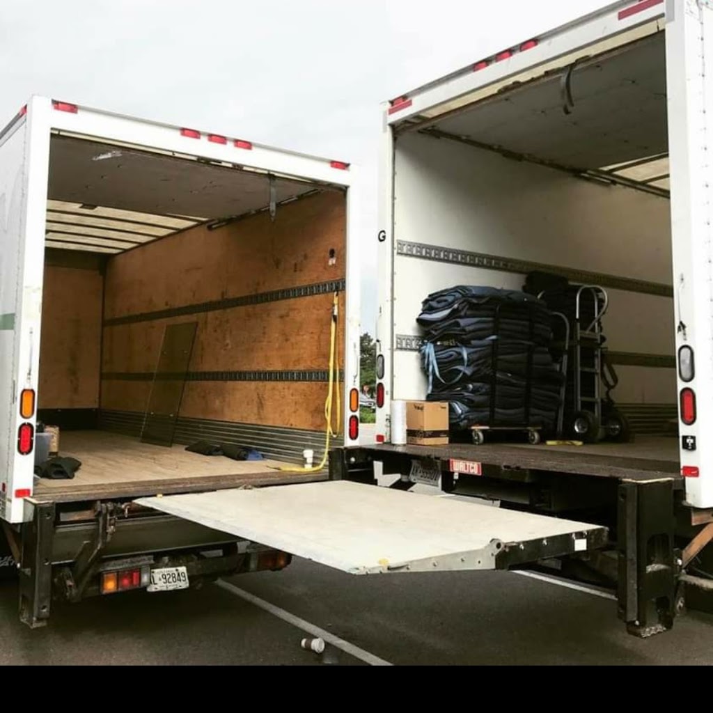 RAFIKI MOVERS | 2782 Victoria Park Ave, North York, ON M2J 4A8, Canada | Phone: (647) 513-3525