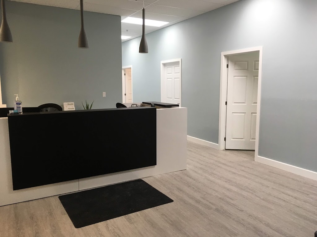 Gloucester Eye Care | 1980 Ogilvie Rd Unit 110, Gloucester, ON K1J 9L3, Canada | Phone: (613) 842-9790