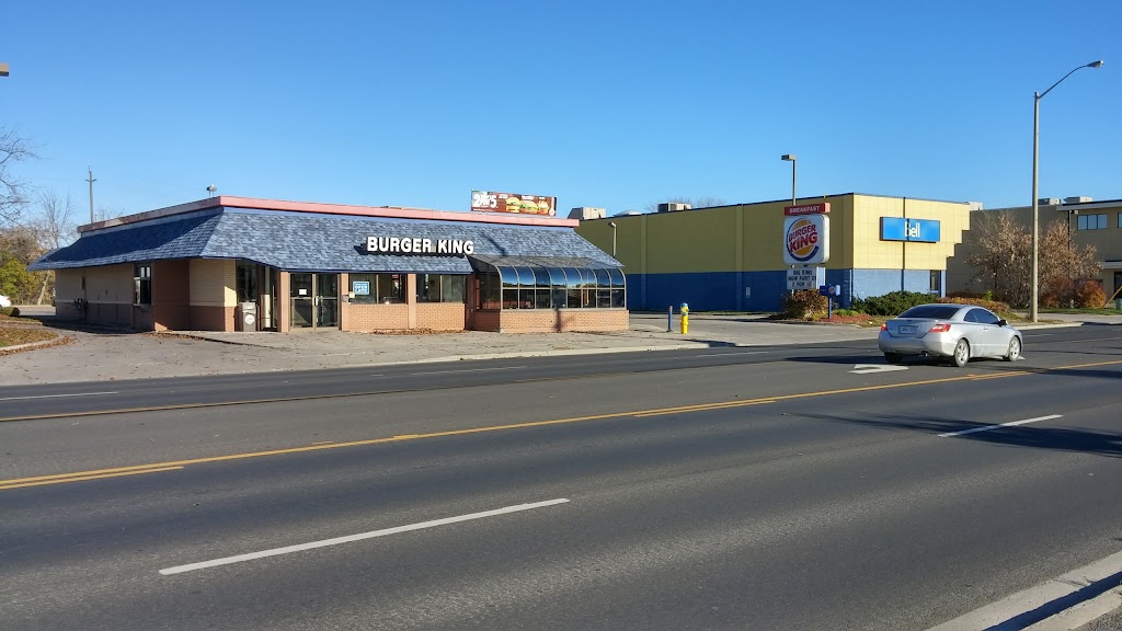 Burger King | 750 Lansdowne St W, Peterborough, ON K9J 1Z3, Canada | Phone: (705) 748-2020