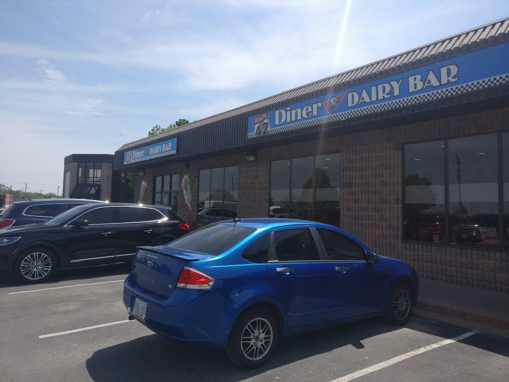 Route 42 Diner and Dairy Bar | 2825 County Rd 42, Windsor, ON N0R 1L0, Canada | Phone: (519) 966-5992