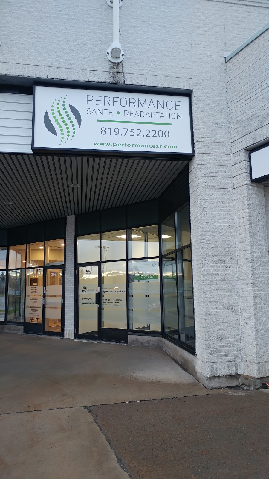 Performance Santé et Réadaptation | 357 Boulevard des Bois Francs S local 55, Victoriaville, QC G6P 4T2, Canada | Phone: (819) 752-2200