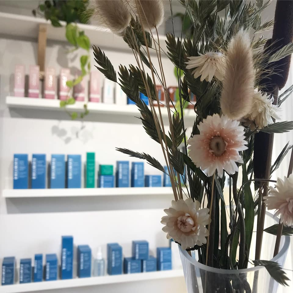 JN esthétique - Terrebonne | 879 Rue St Pierre, Terrebonne, QC J6W 1E6, Canada | Phone: (438) 872-7975