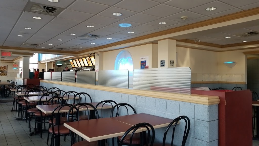 Chez Ashton | 6380 Boulevard Wilfrid-Hamel, LAncienne-Lorette, QC G2E 2H9, Canada | Phone: (418) 872-4044