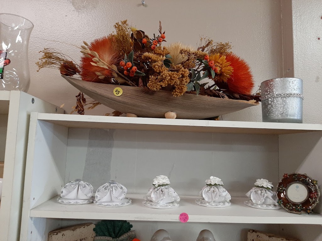The Good Samaritan Thrift Store | Home Square, 5012 16 Ave NW A2, Calgary, AB T3B 0N3, Canada | Phone: (403) 477-6945