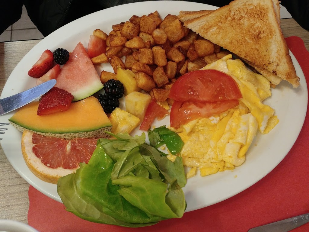 Casse-Croute LExpress | 320 Rue Paquin, Saint-Marc-des-Carrières, QC G0A 4B0, Canada | Phone: (418) 268-5604