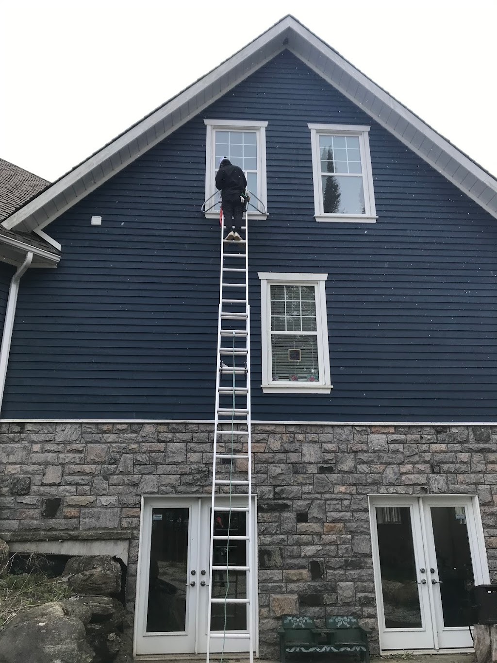 College Pro Window Cleaning Barrie/Orillia/Victoria Harbour | 800 W Ridge Blvd Unit 56, Orillia, ON L3V 0B9, Canada | Phone: (705) 333-9579
