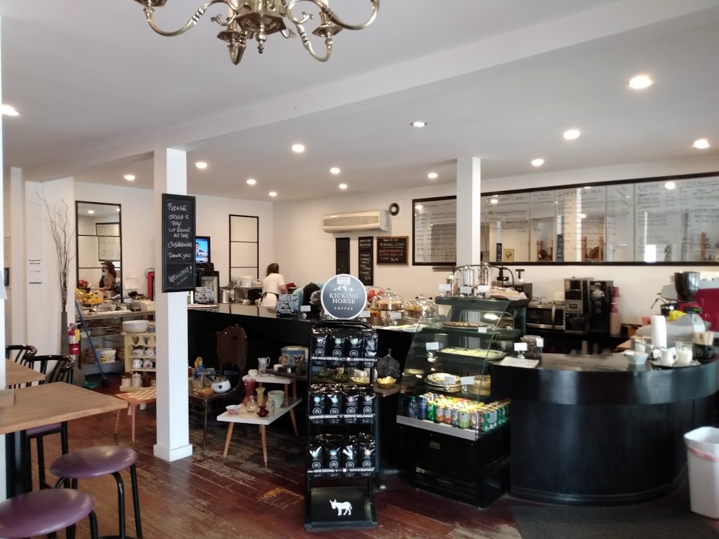 Elis Espresso - Creperie Bretonne | 538 Main St #538, Mahone Bay, NS B0J 2E0, Canada | Phone: (902) 531-3021