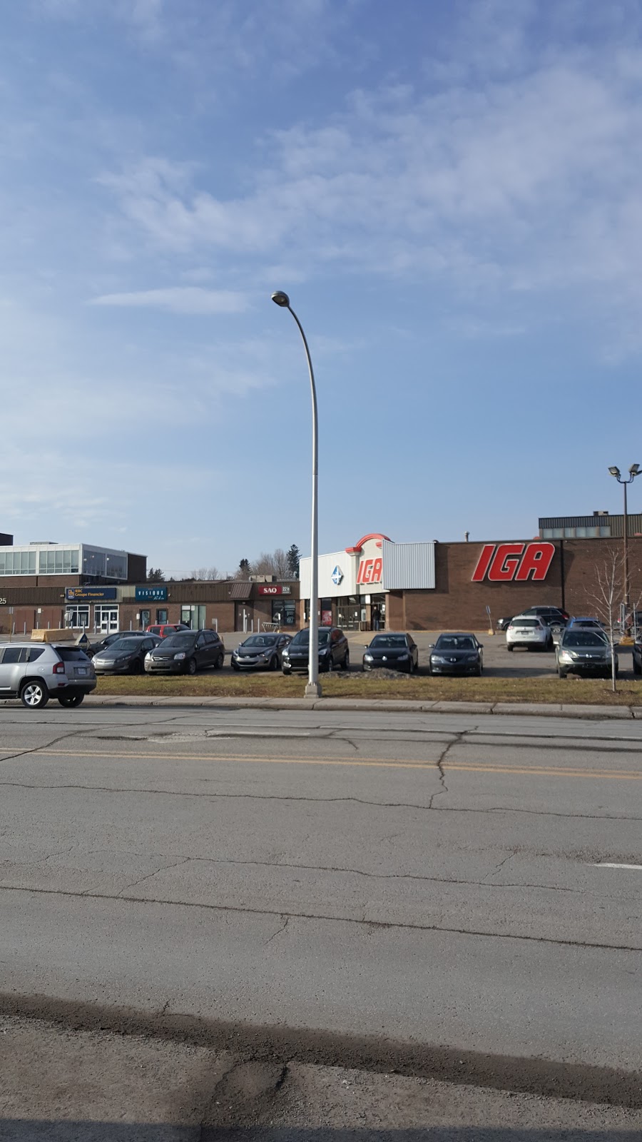 ESSO COUCHE-TARD | 480 Boulevard Saint-Joseph, Gatineau, QC J8Y 3Y7, Canada | Phone: (819) 777-4793