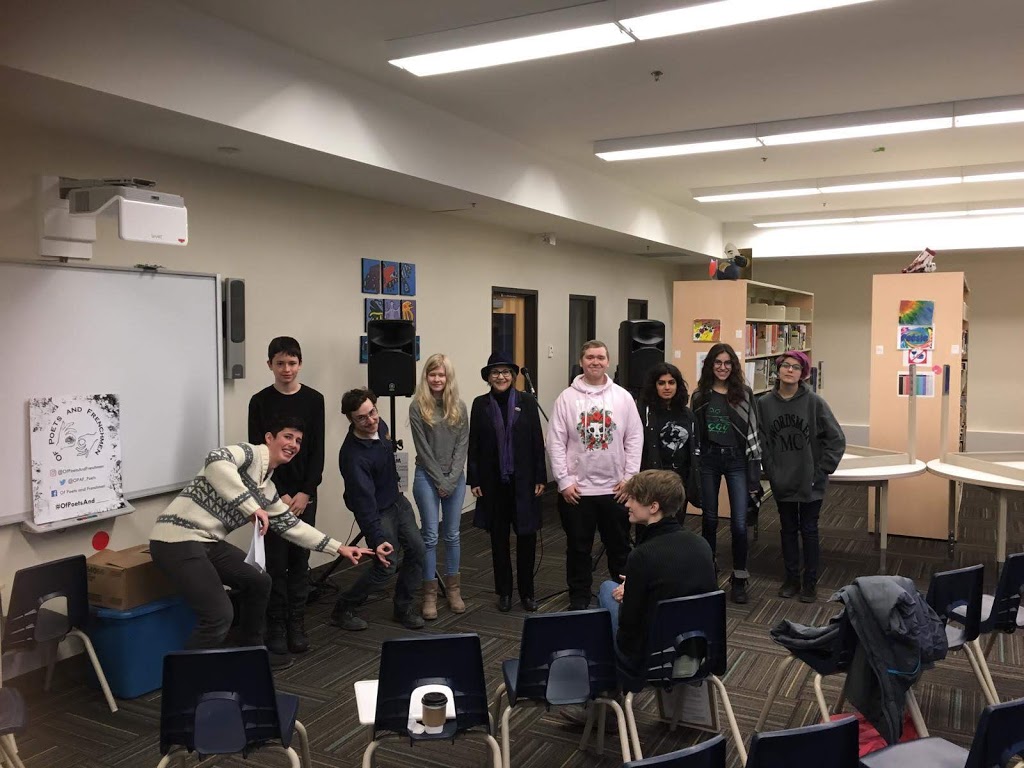École secondaire Norval-Morrisseau | 51 Wright St, Richmond Hill, ON L4C 4A2, Canada | Phone: (905) 508-2516